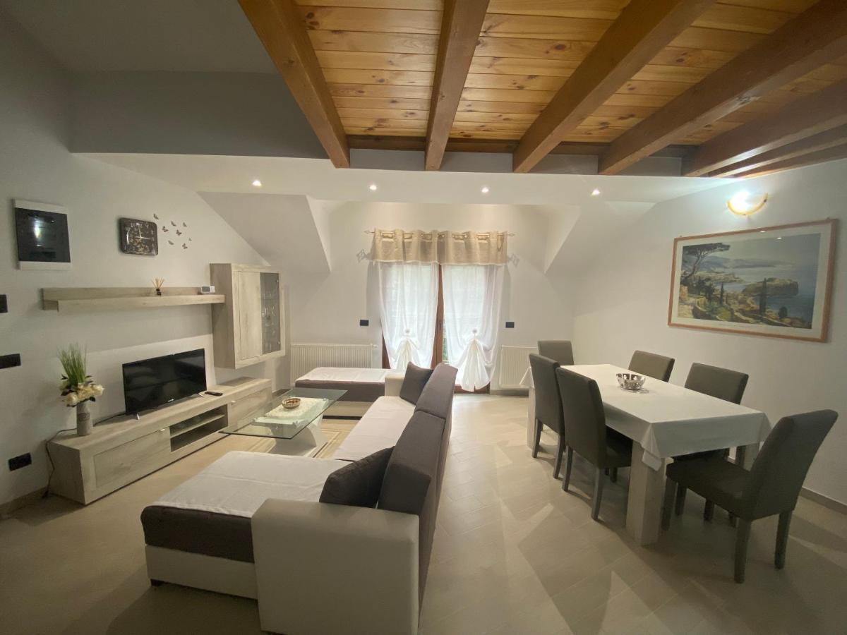 Apartman Galerija Ogulin Esterno foto