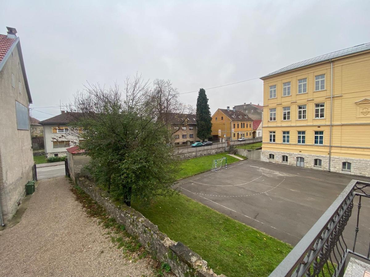 Apartman Galerija Ogulin Esterno foto