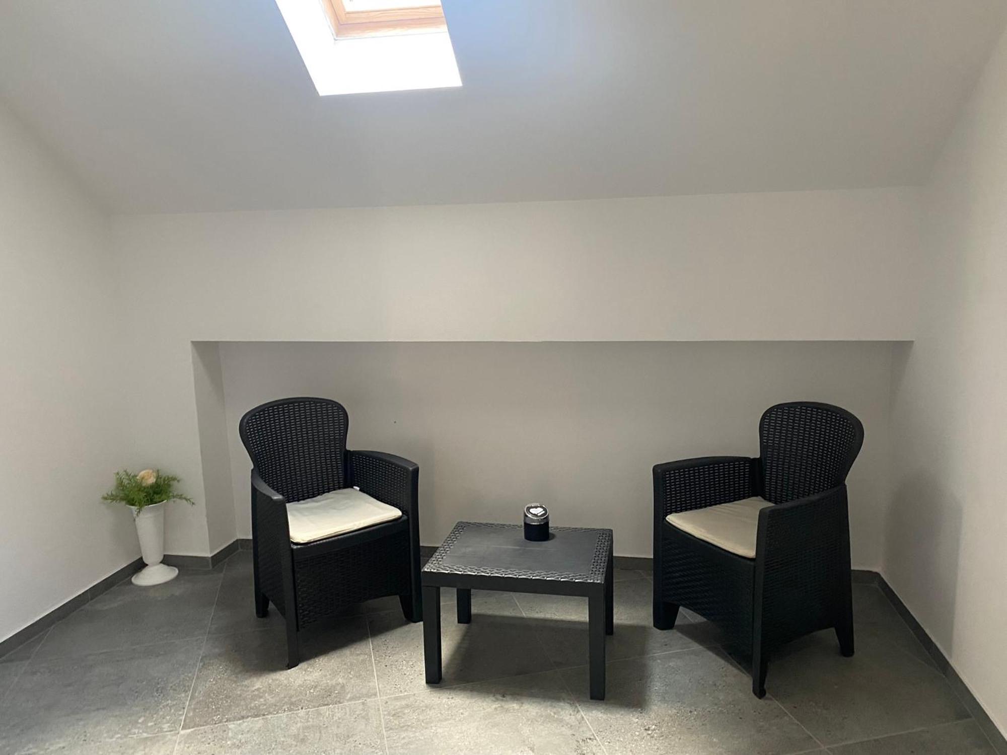 Apartman Galerija Ogulin Esterno foto