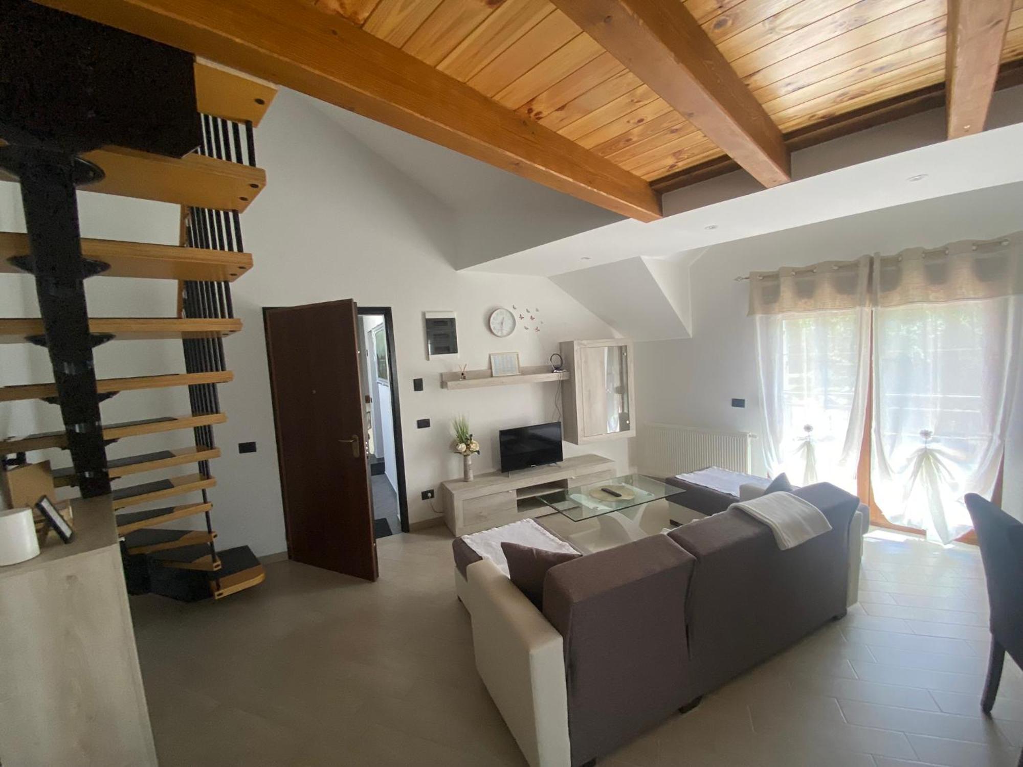 Apartman Galerija Ogulin Esterno foto
