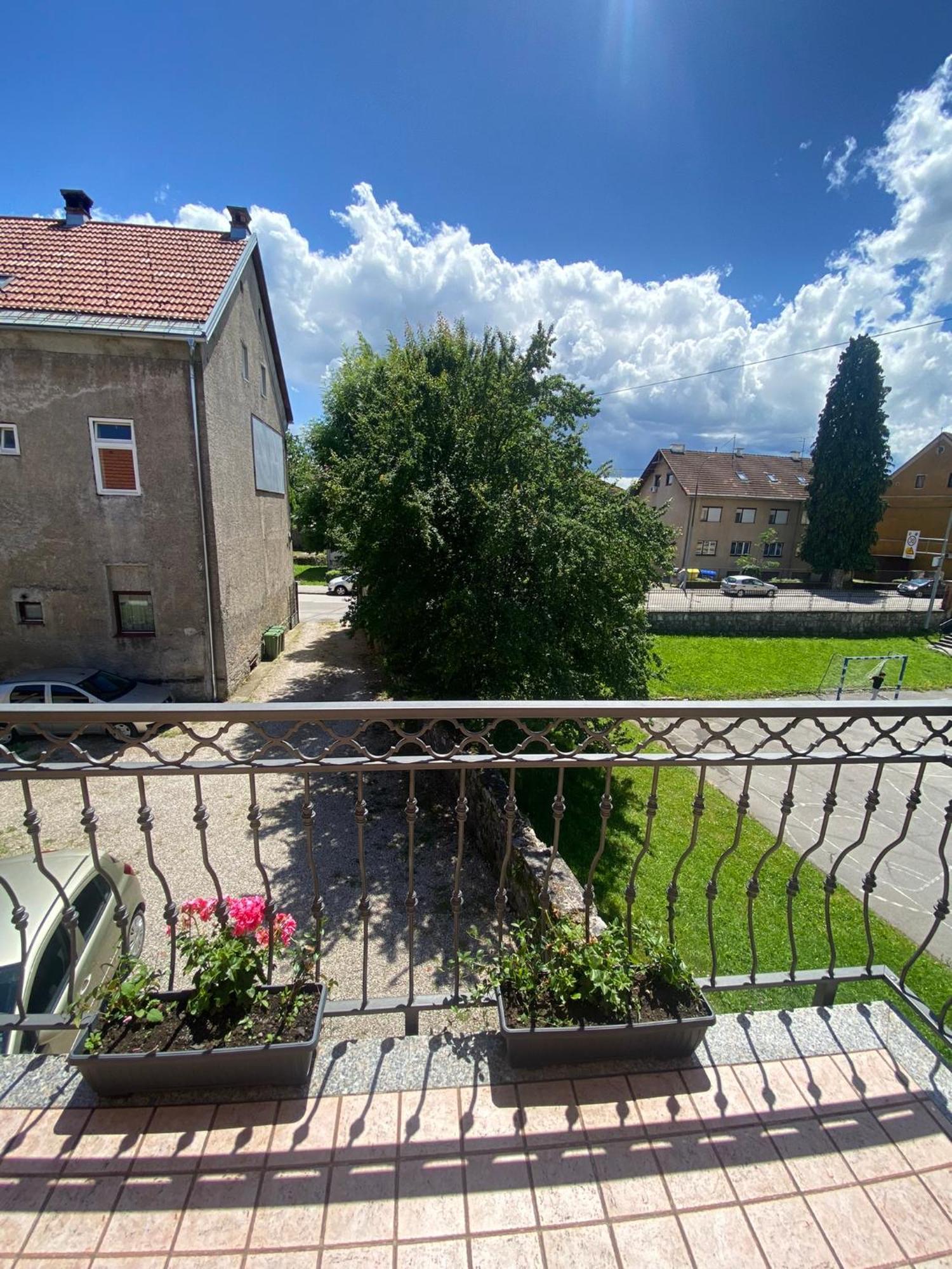 Apartman Galerija Ogulin Esterno foto